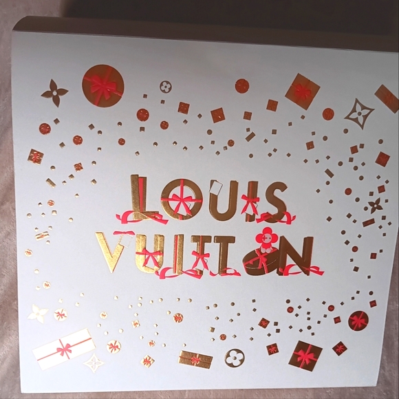 Louis Vuitton Box Sleeve - Picture 2 of 5